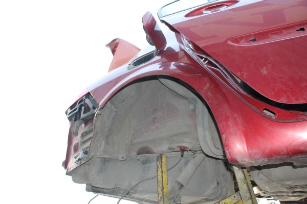 RENAULT R 5 SAĞ ÖN ÇAMURLUK ORİJİNAL YEDEK PARÇA_FB7